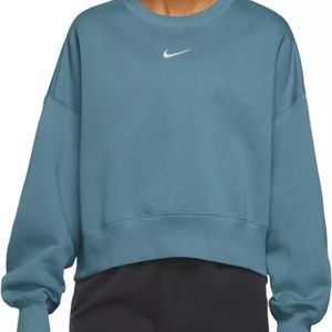Nike Women's Sportswear Phoenix Fleece Over-Oversized Crewneck Sweatshirt